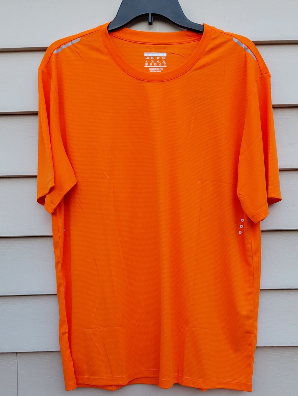 MAGCOMSEN Men's Neon Orange UV Block  Short Sleeve Workout Shirt Size Large